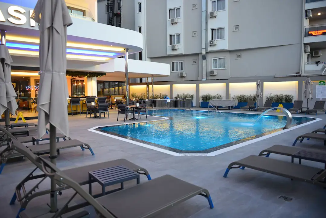 pool